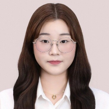Suan Lee
